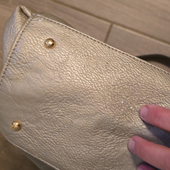 Elegant Large Silver/Gold Bag (7gw) - Picture 7 of 8